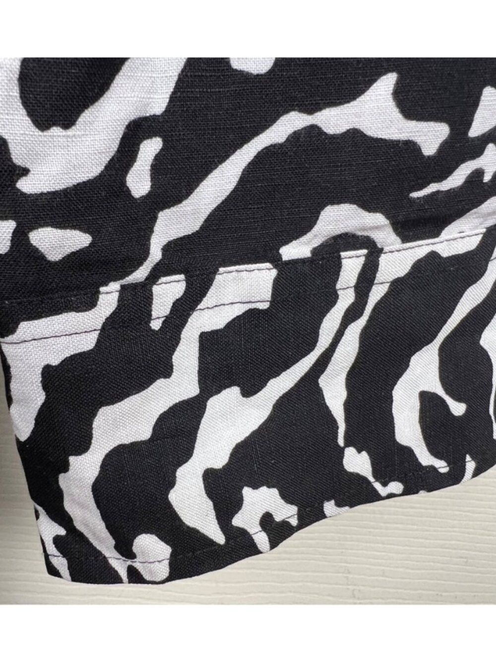 East 5th Zebra Blouse - Picture 3 of 9